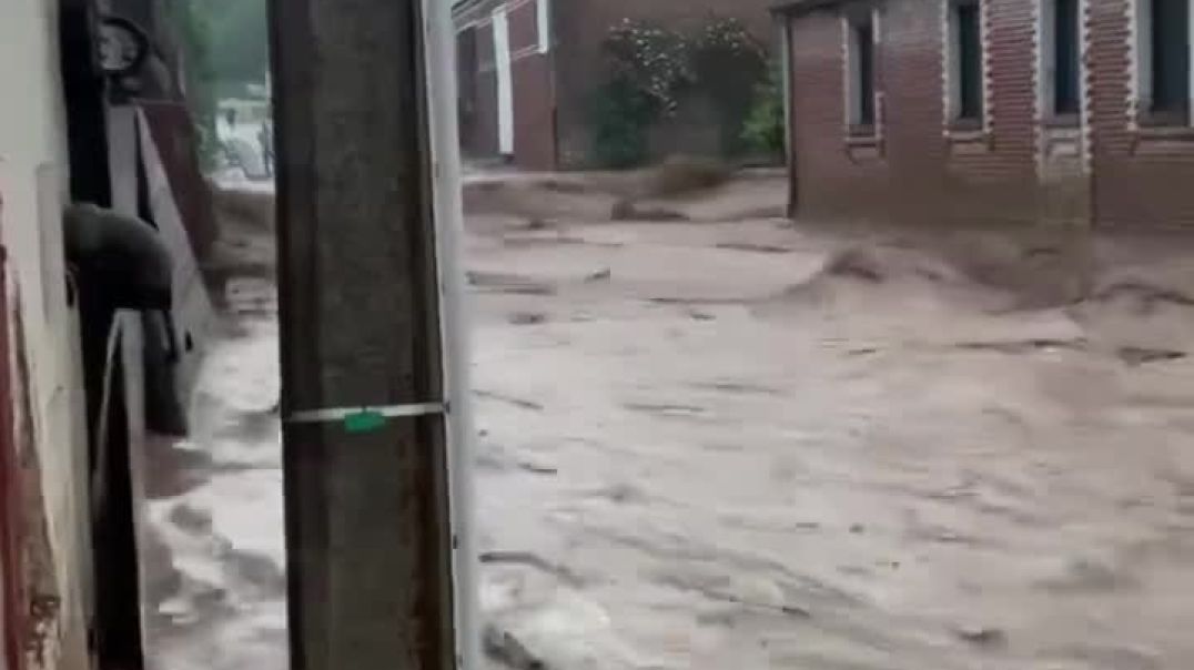 Ливневый паводок в коммуне Сайи-Лоретт (Сомма, Франция, 21.05.2024).